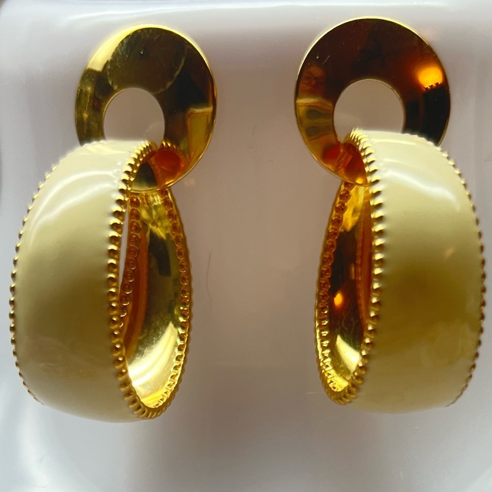 Vintage Gold and Beige Enamel Women’s Earrings